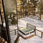 Kihnuvillas *