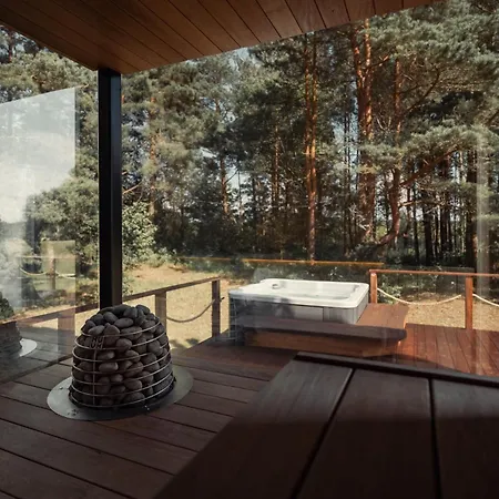 Kihnuvillas - Maennirahu Villa *
